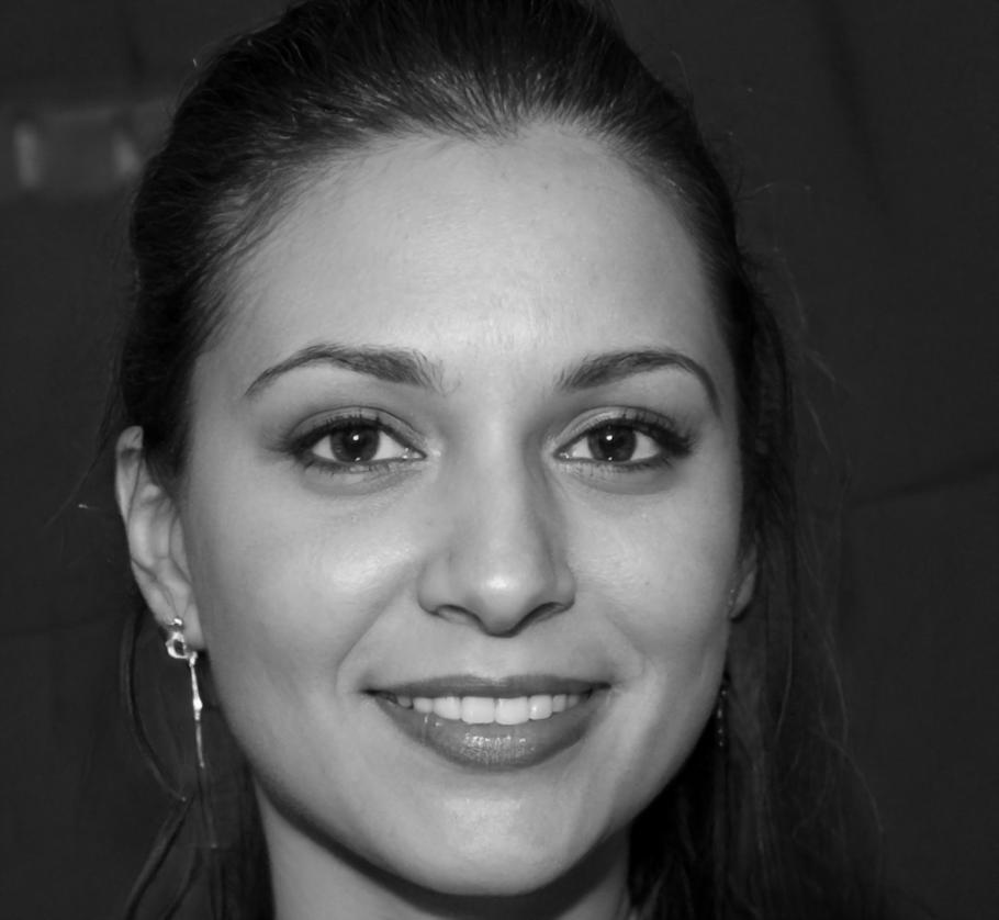 Helena Vázquez, especialista en análisis financiero